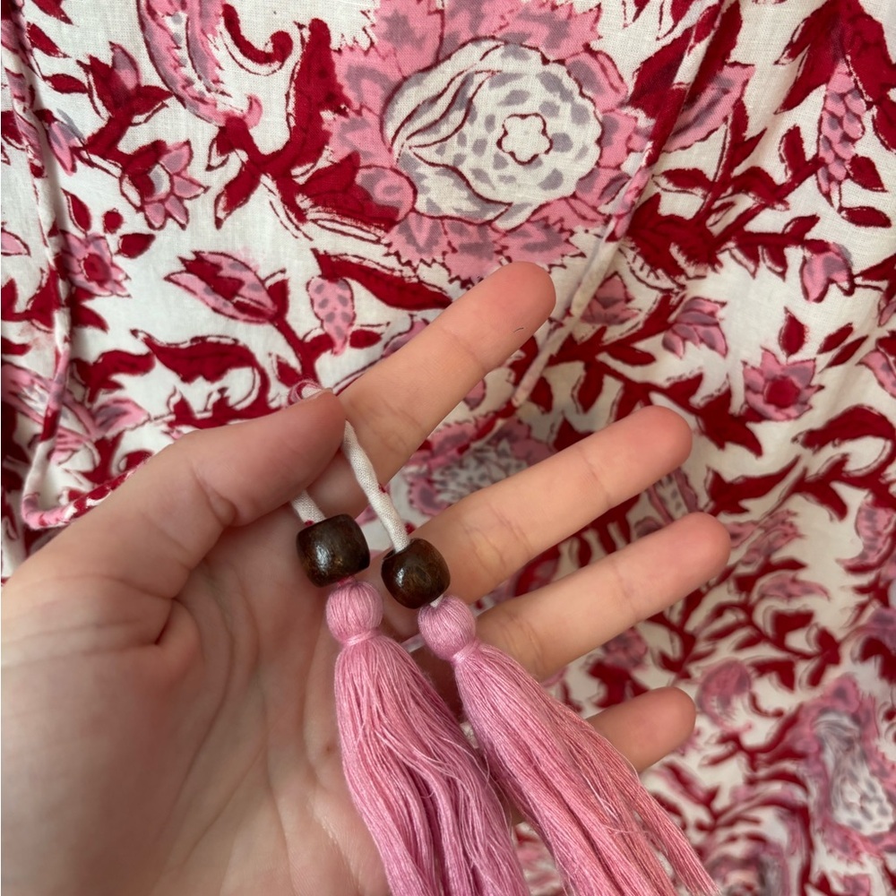 Fitzroy & Willa Floral Sleeveless Dress in Red and White size S - Picture 3 of 6